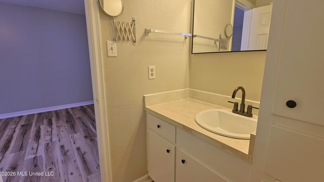 1121 Woodfield Drive, 23, Jackson, MS 39211