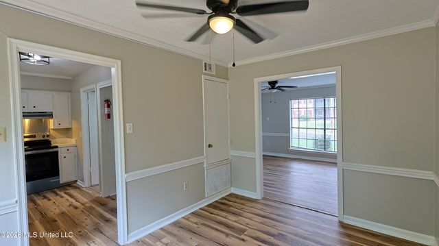 1121 Woodfield Drive, 23, Jackson, MS 39211