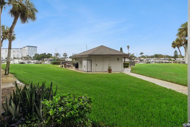 5157 SILENT LOOP 110, New Port Richey, FL 34652