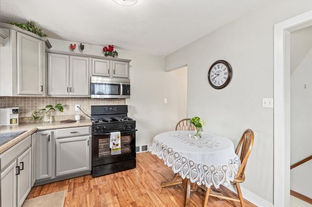 537 11th Street, West Des Moines, IA 50265