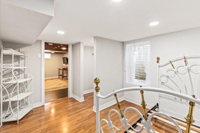537 11th Street, West Des Moines, IA 50265