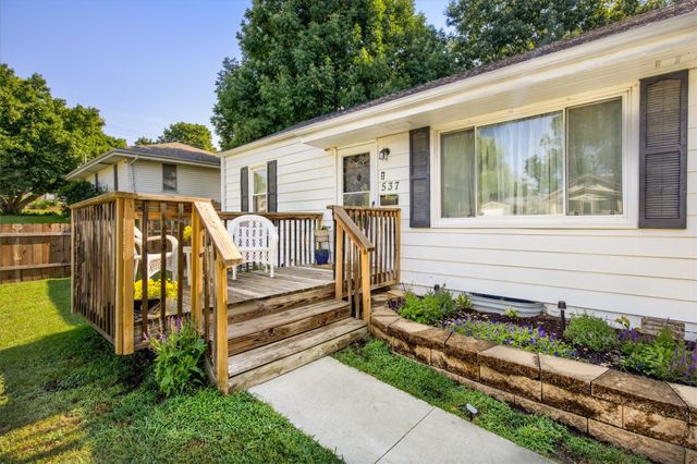 537 11th Street, West Des Moines, IA 50265