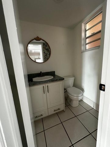 13707 Kendale Lakes Circle Ph13, Miami, FL 33183