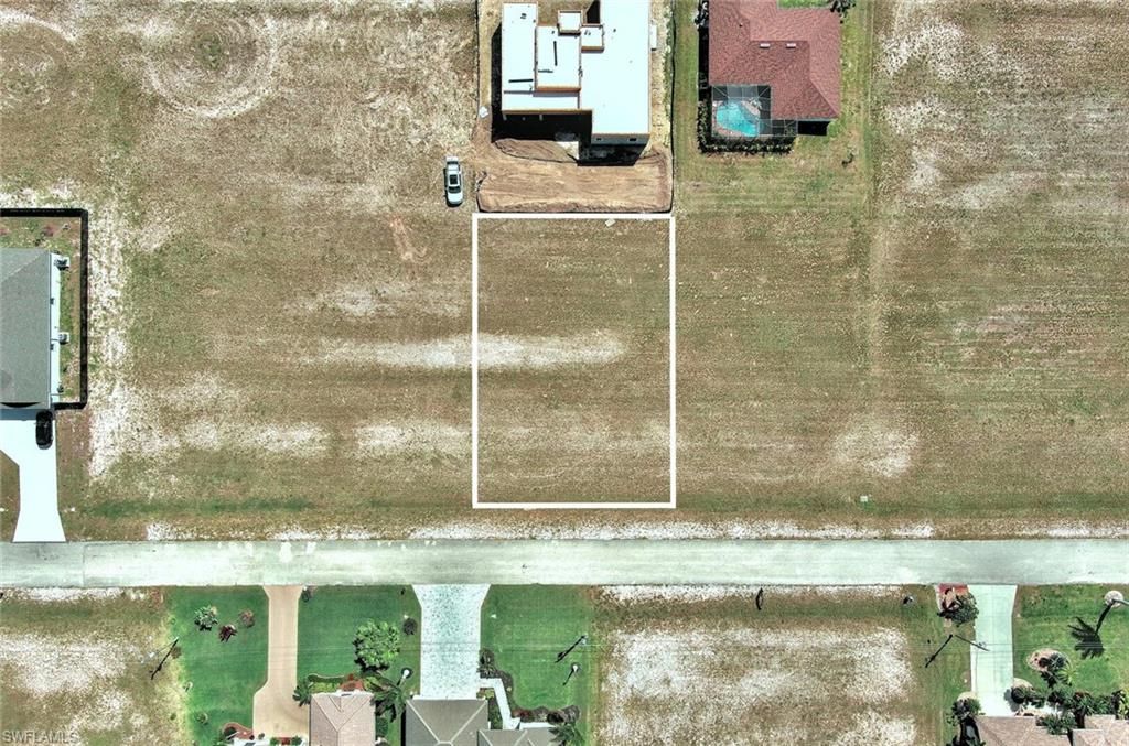 1037 NW 37th PL, CAPE CORAL, FL 33993 — photo 2