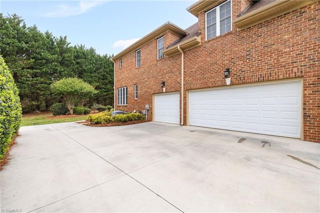 2511 Hillsdale Forest Court, Summerfield, NC 27358