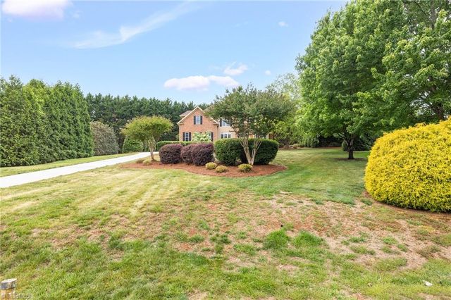 2511 Hillsdale Forest Court, Summerfield, NC 27358