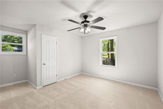 217 Holly Creek Way, Woodstock, GA 30188