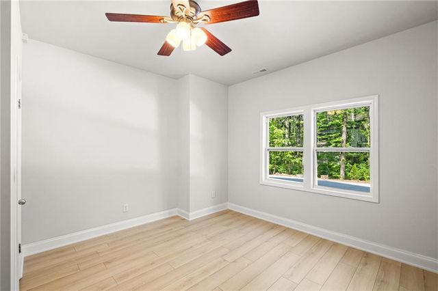 217 Holly Creek Way, Woodstock, GA 30188