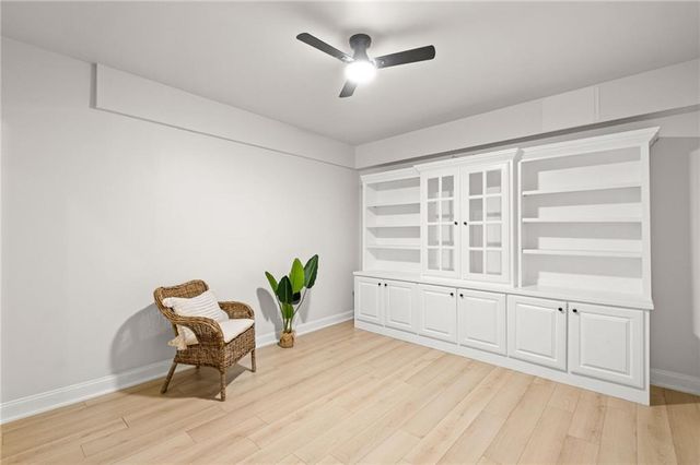 217 Holly Creek Way, Woodstock, GA 30188