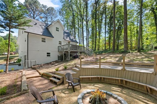 217 Holly Creek Way, Woodstock, GA 30188