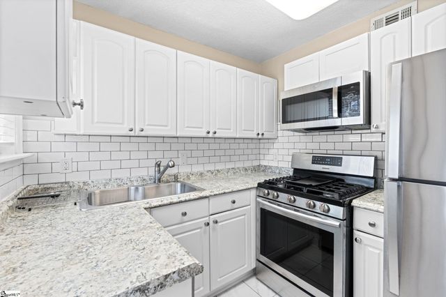 100 Lewis Drive Unit 8C, Greenville, SC 29605