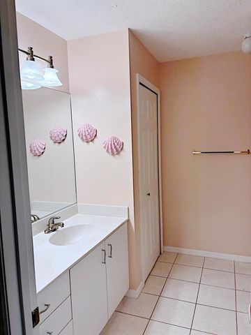 14168 Cisne Circle, Fort Pierce, FL 34951