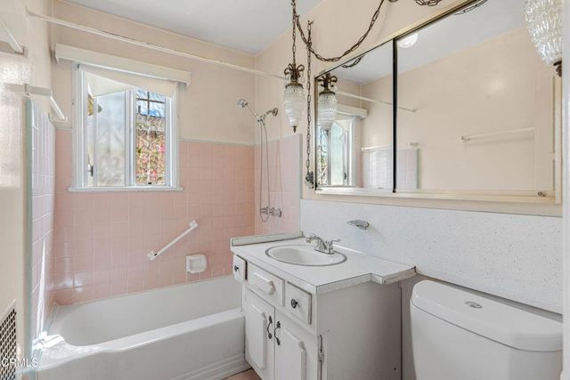 13200 San Pedro Street, Los Angeles, CA 90061