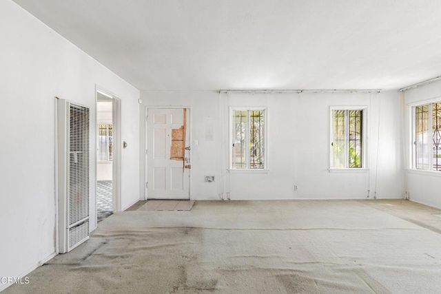 13200 San Pedro Street, Los Angeles, CA 90061