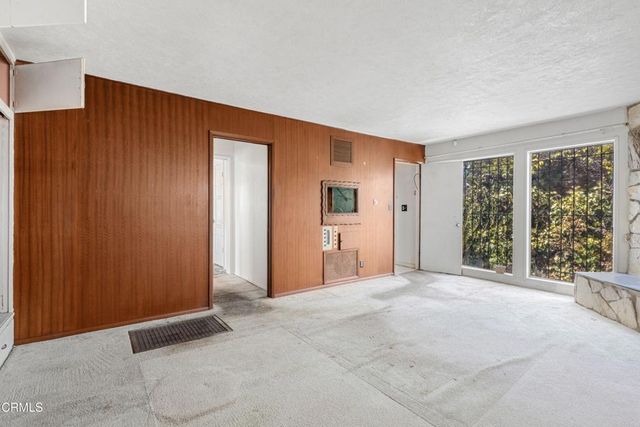 13200 San Pedro Street, Los Angeles, CA 90061