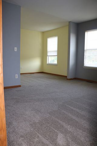 379 Reston Circle, Romeoville, IL 60446