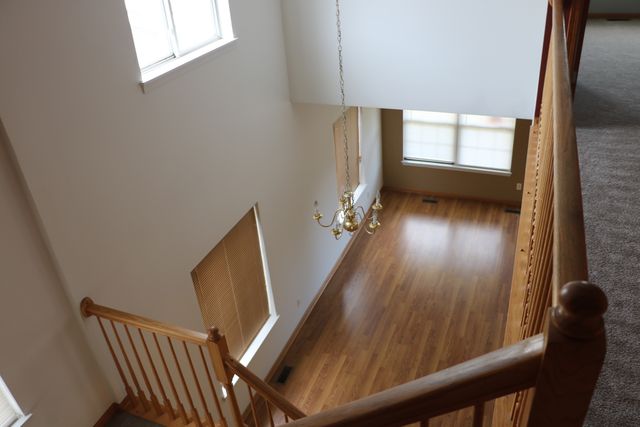 379 Reston Circle, Romeoville, IL 60446