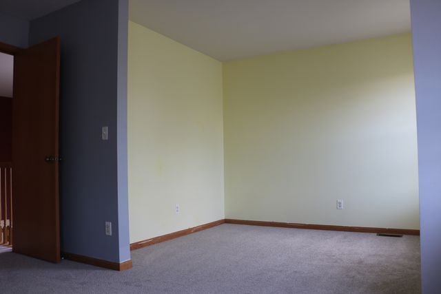 379 Reston Circle, Romeoville, IL 60446