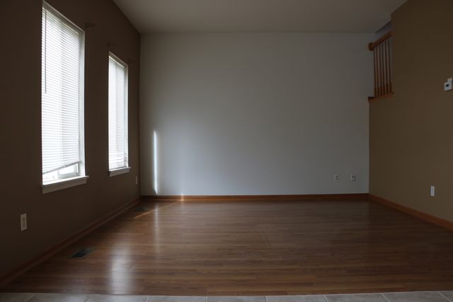 379 Reston Circle, Romeoville, IL 60446