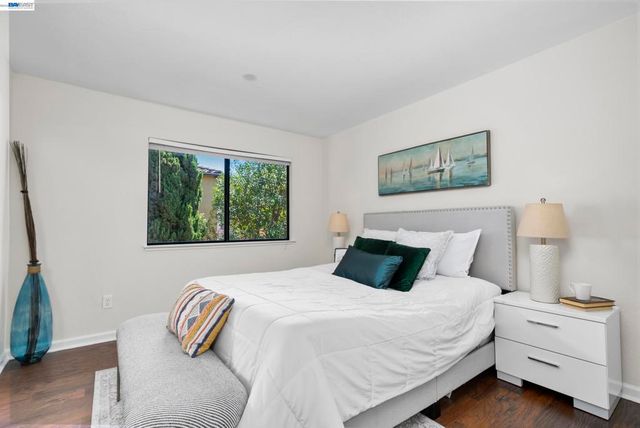 18 Gazania Ter, Fremont, CA 94536