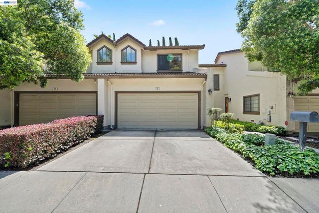 18 Gazania Ter, Fremont, CA 94536