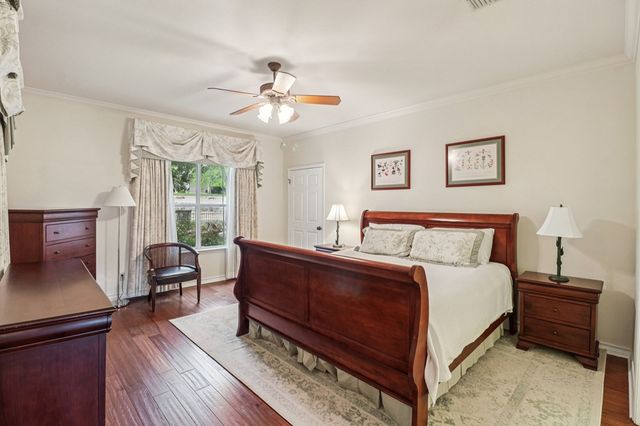 1904 N Summit Ridge Dr, Kerrville, TX 78028