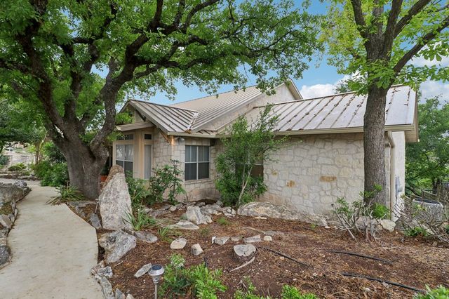1904 N Summit Ridge Dr, Kerrville, TX 78028