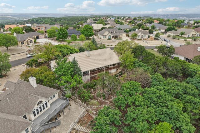 1904 N Summit Ridge Dr, Kerrville, TX 78028