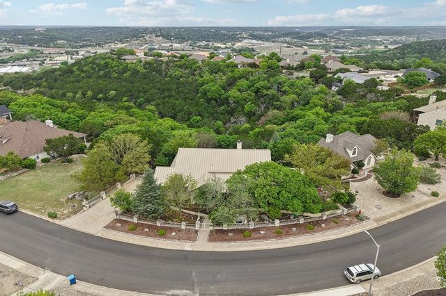 1904 N Summit Ridge Dr, Kerrville, TX 78028