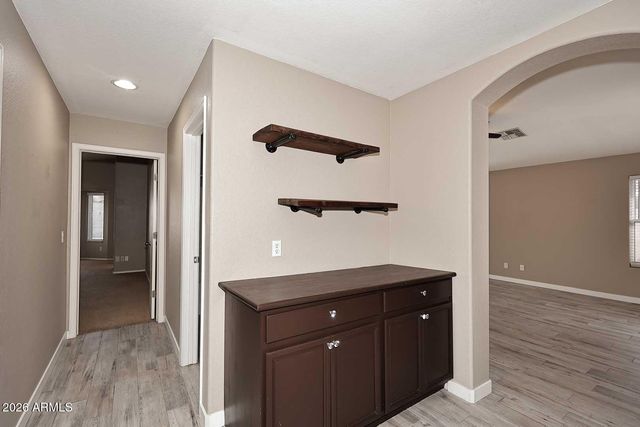 8212 W BEHREND Drive, Peoria, AZ 85382