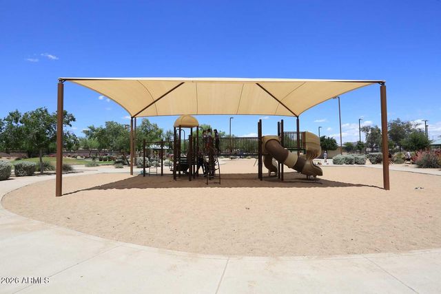 8212 W BEHREND Drive, Peoria, AZ 85382