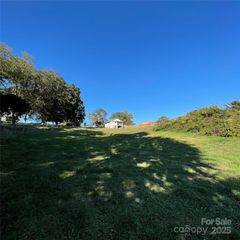 339 29th Avenue Drive NW, Hickory, NC 28601
