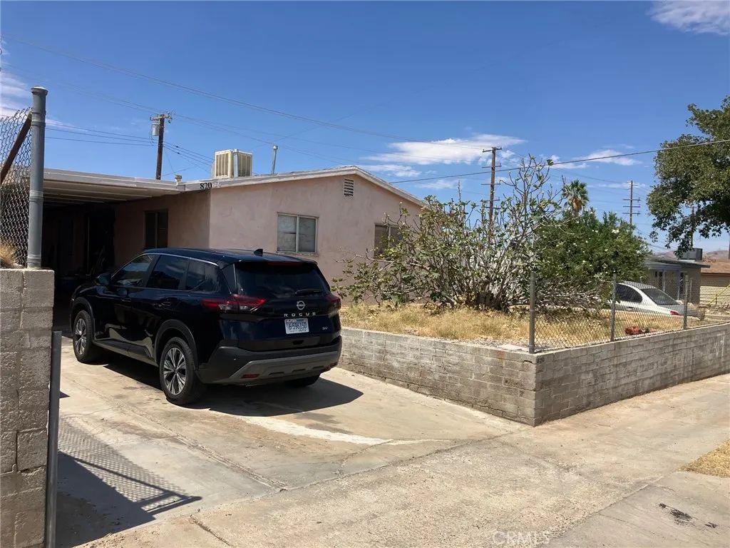 820 Lillian Drive, Barstow, CA 92311