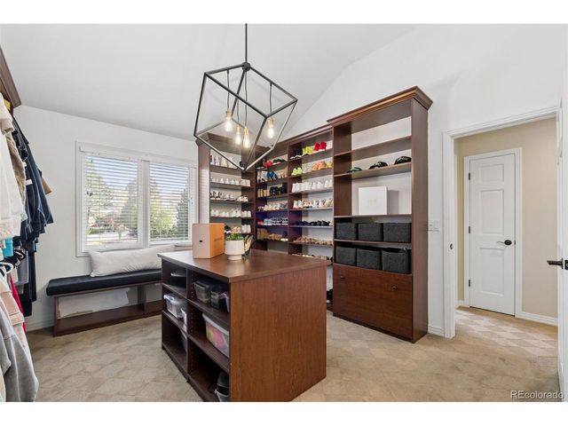 8571 Colonial Dr, Lone Tree, CO 80124