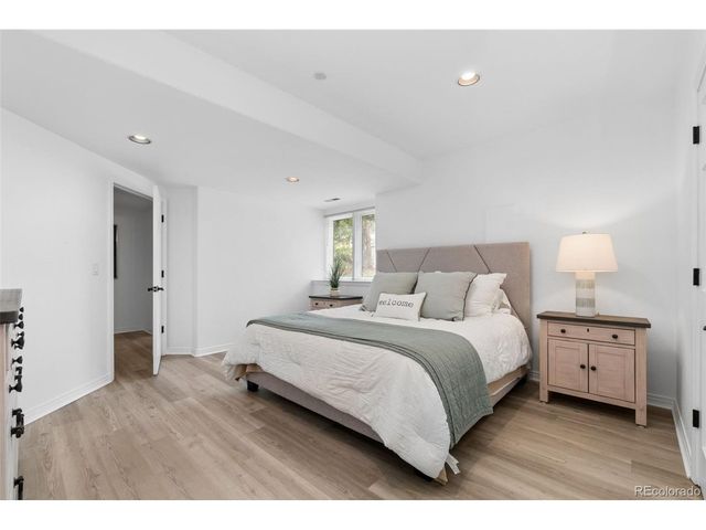 8571 Colonial Dr, Lone Tree, CO 80124