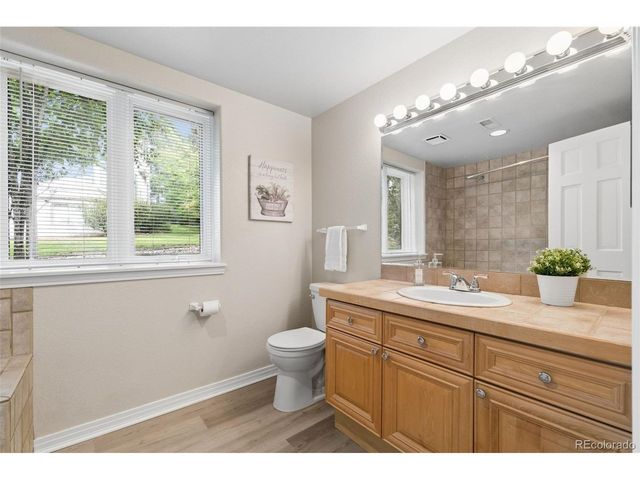 8571 Colonial Dr, Lone Tree, CO 80124