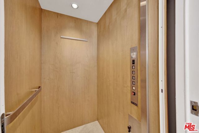 7019 E Seaside Walk, Long Beach, CA 90803