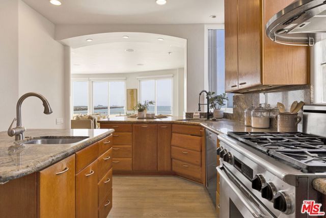 7019 E Seaside Walk, Long Beach, CA 90803