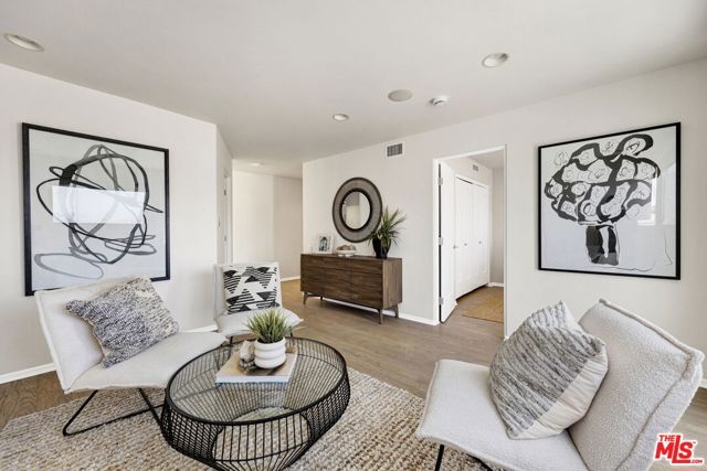 7019 E Seaside Walk, Long Beach, CA 90803