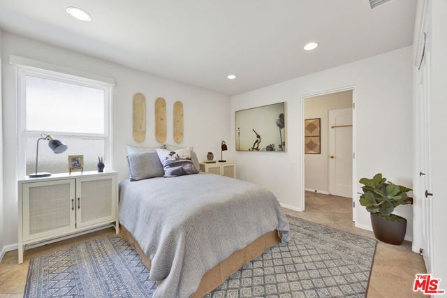 7019 E Seaside Walk, Long Beach, CA 90803