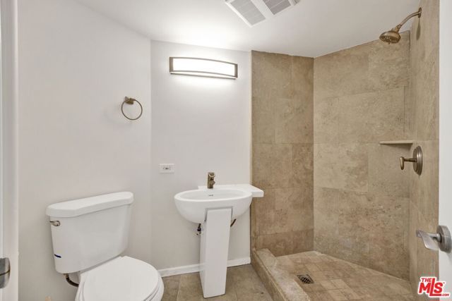 7019 E Seaside Walk, Long Beach, CA 90803