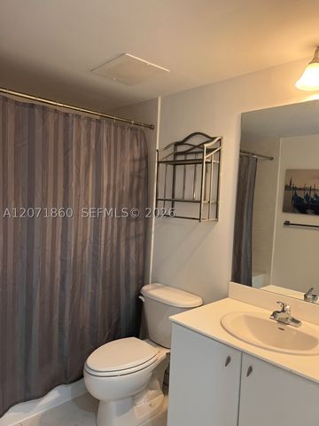 2740 SW 28th Ter 206, Miami, FL 33133
