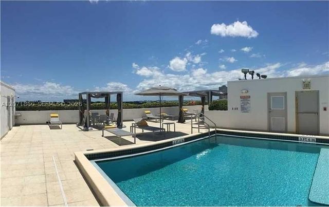 2740 SW 28th Ter 206, Miami, FL 33133