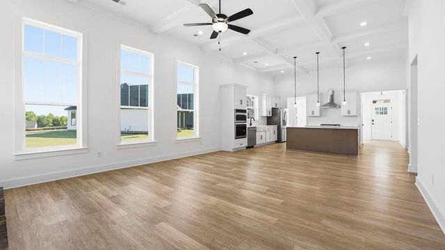 1513 Delhaven Court, Campobello, SC 29322