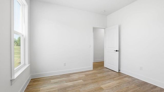 1513 Delhaven Court, Campobello, SC 29322