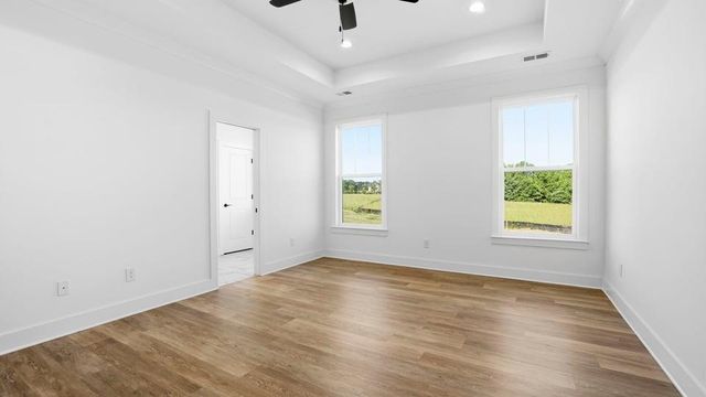 1513 Delhaven Court, Campobello, SC 29322