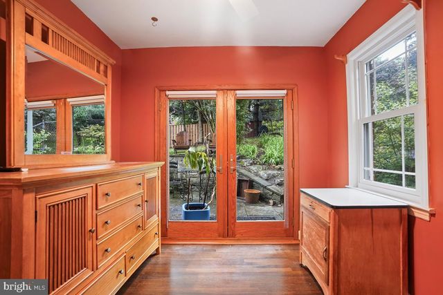 905 ERIE AVE, Takoma Park, MD 20912