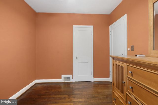 905 ERIE AVE, Takoma Park, MD 20912