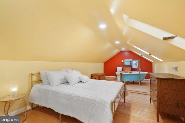 905 ERIE AVE, Takoma Park, MD 20912