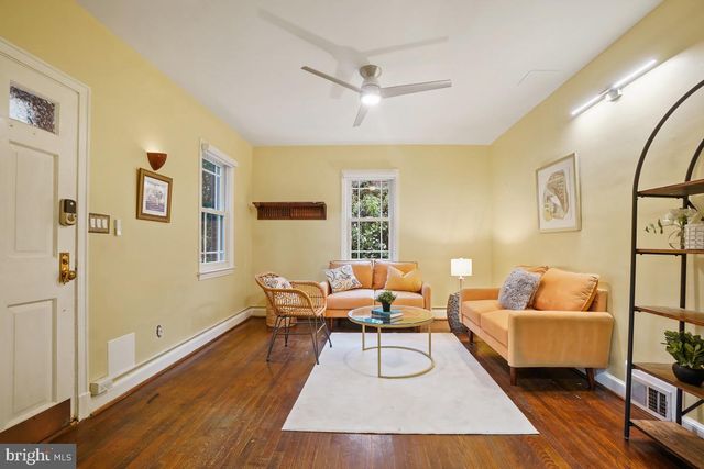 905 ERIE AVE, Takoma Park, MD 20912